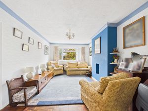 Lounge- click for photo gallery